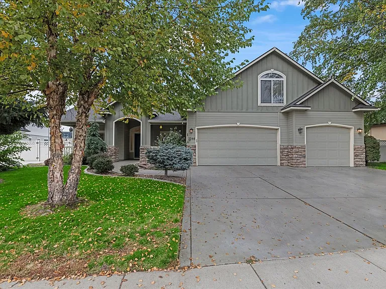 2544 W Teano Dr — Photo 4