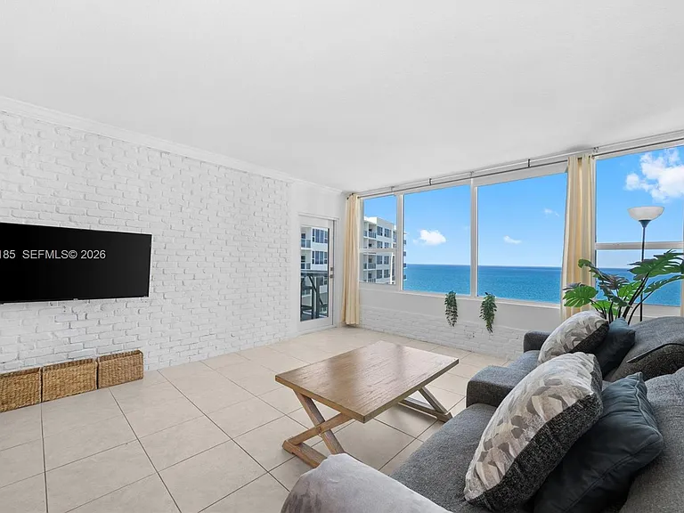 3505 S Ocean Dr #1221 — Photo 5