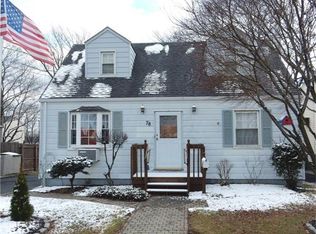 78 Ellen St, Edison, NJ 08817