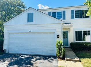 1512 Normantown Rd, Naperville, IL 60564