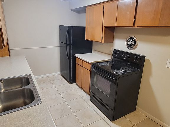 4th image of 67460 Van Dyke Rd APT 1