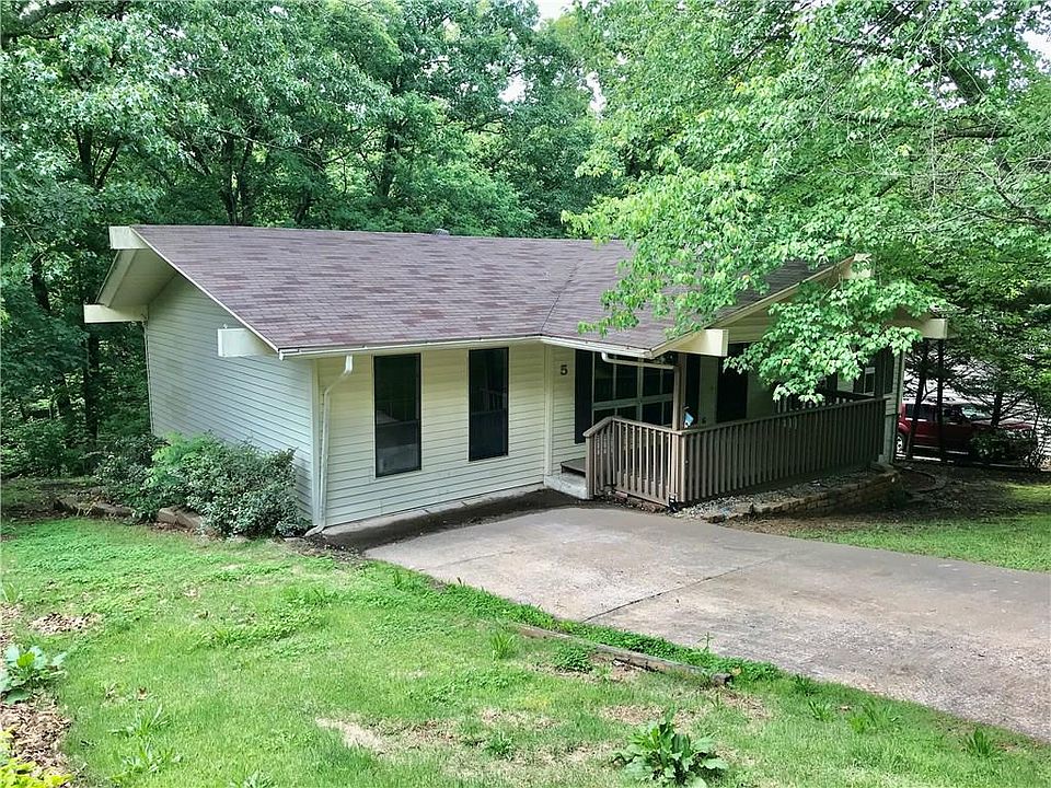 1st image of 5 Bewdley Cir
