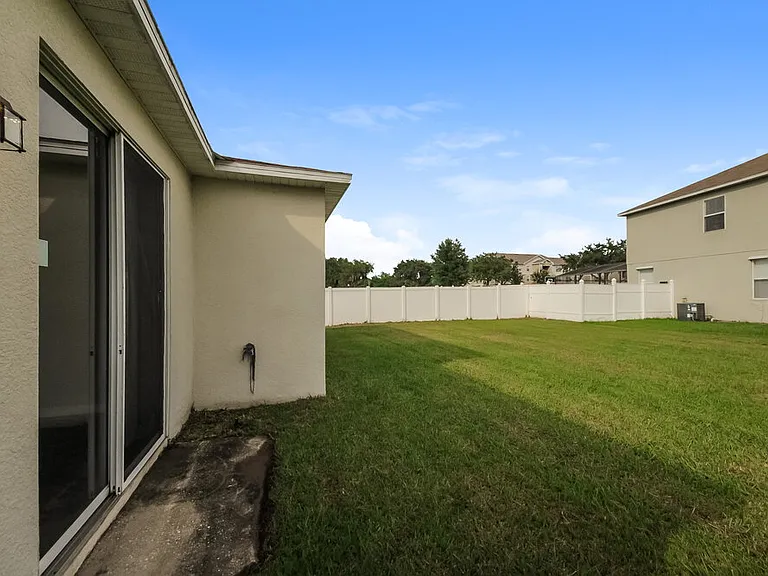 917 Anchorage Ln — Photo 16
