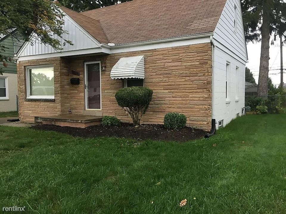 1st image of 26506 Parkington St