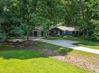 621 Baldwin Rd, Monroe, MI 48162