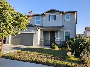 3721 E. Kaweah Ave., Visalia, CA 93292