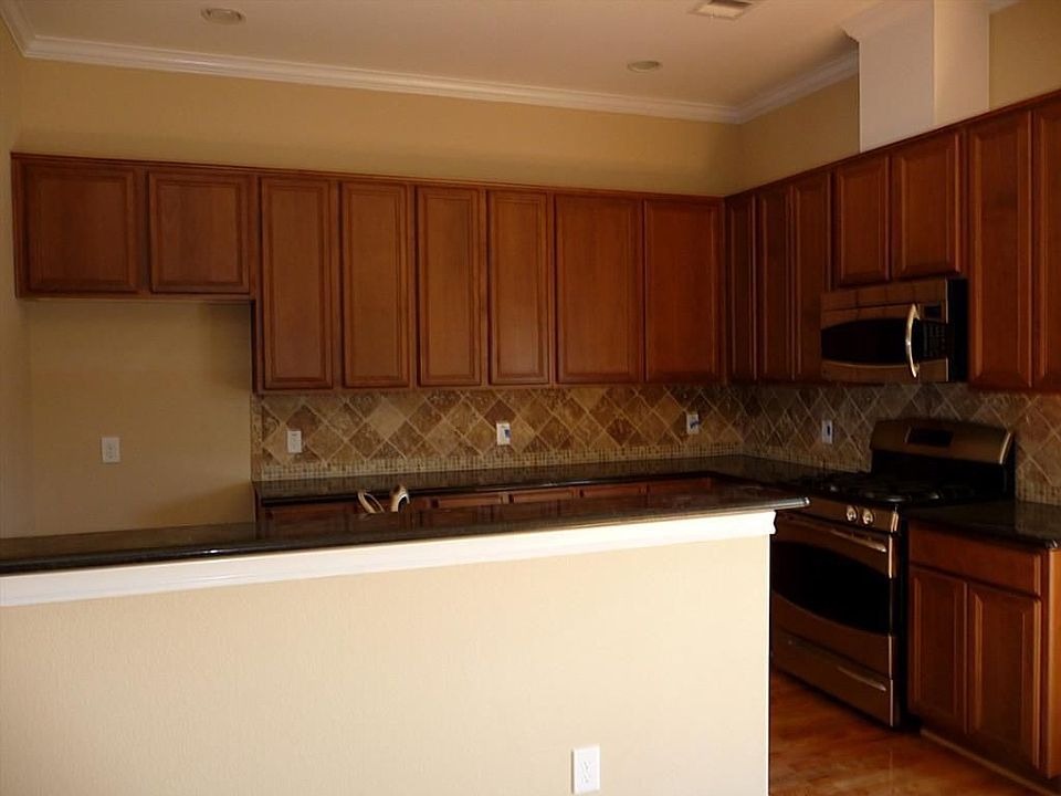 1st image of 4104 Boardwalk Blvd