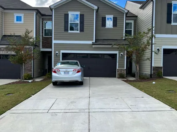 1112 Doe Blossom Ln, Apex, NC 27502