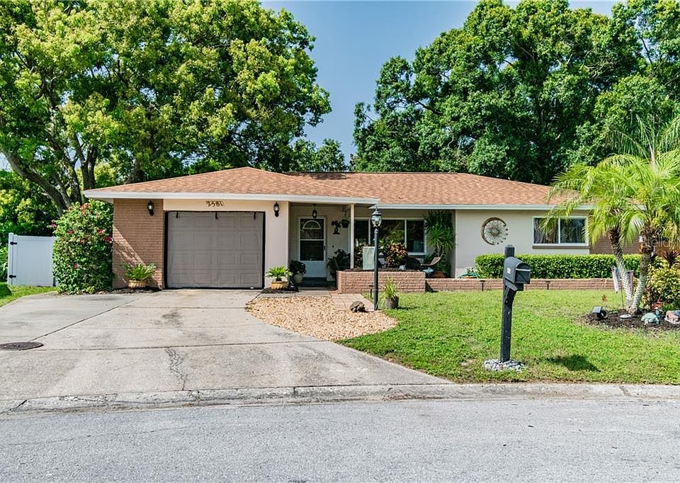 1st image of 2581 Blackwood Cir