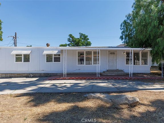 3rd image of 26739 Franklin Ave