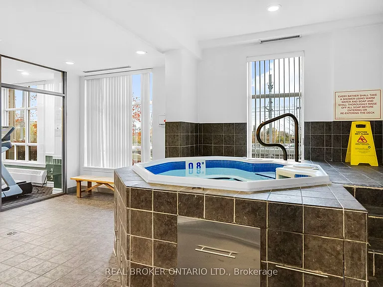 1720 Eglinton Ave E #601 — Photo 24