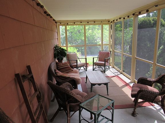 Enclosed Screen Porch