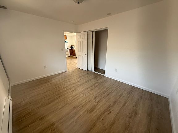 4th image of 329 Tennyson Rd #327