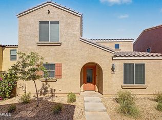 8037 W AGORA Lane, Phoenix, AZ 85043
