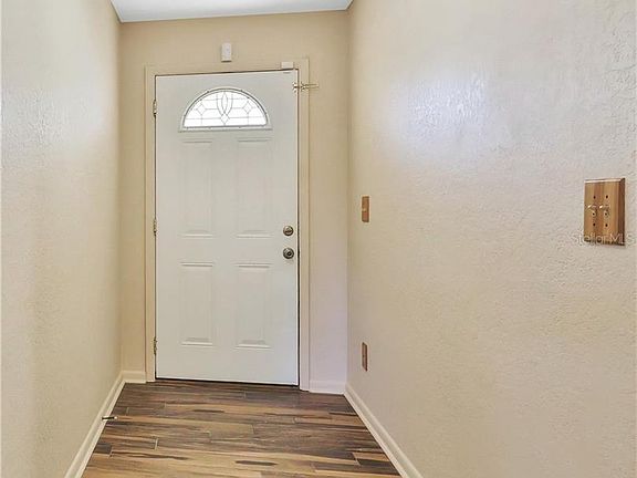 3rd image of 311 Summer Field Dr