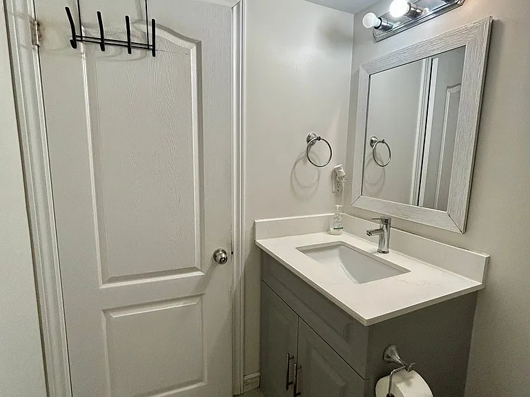 15205 Danby Rd #BASEMENT — Photo 10
