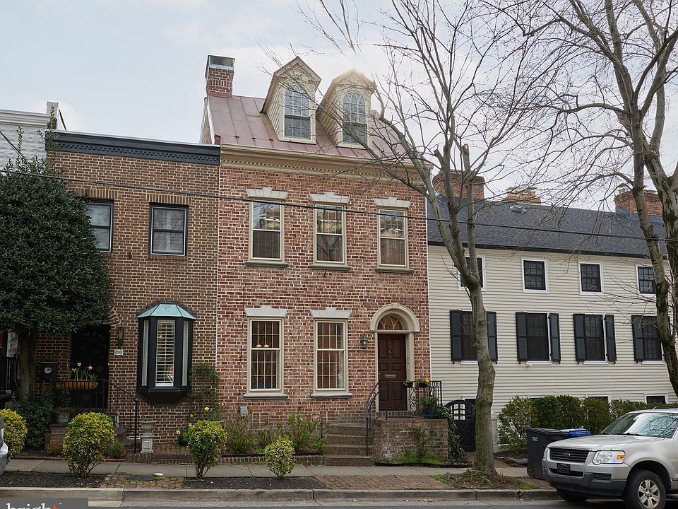 1st image of 426 S Saint Asaph St