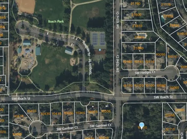 10150 SW Ibach St, Tualatin, OR 97062