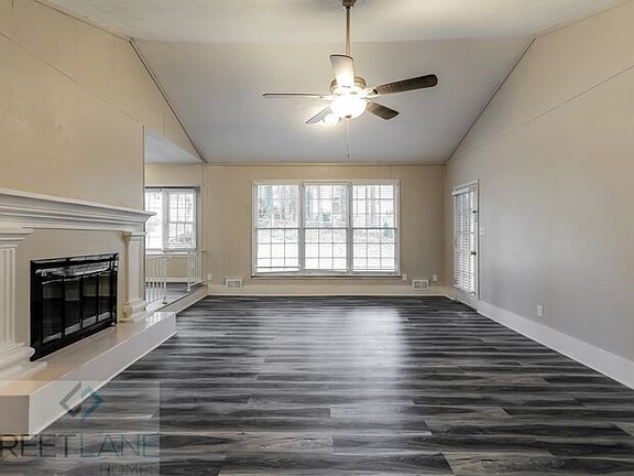 3rd image of 746 Oneta Dr