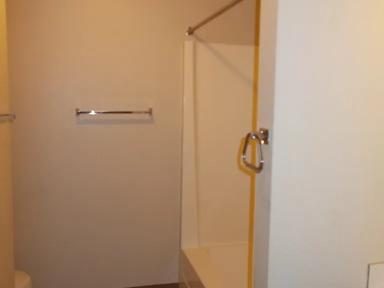 321 Aristocrat Dr — Photo 4