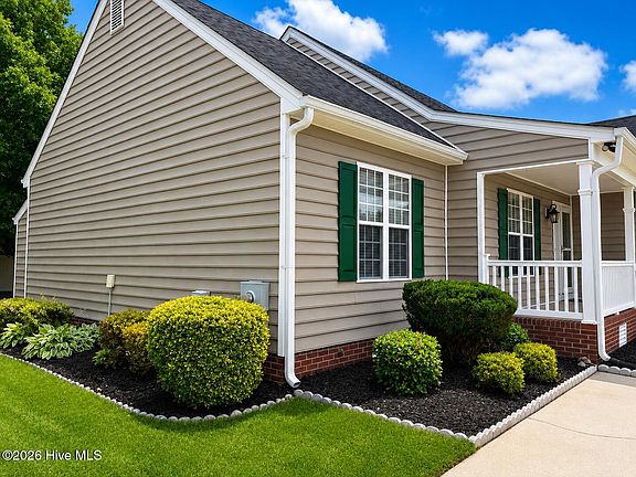 3rd image of 2205 Seagrave Drive