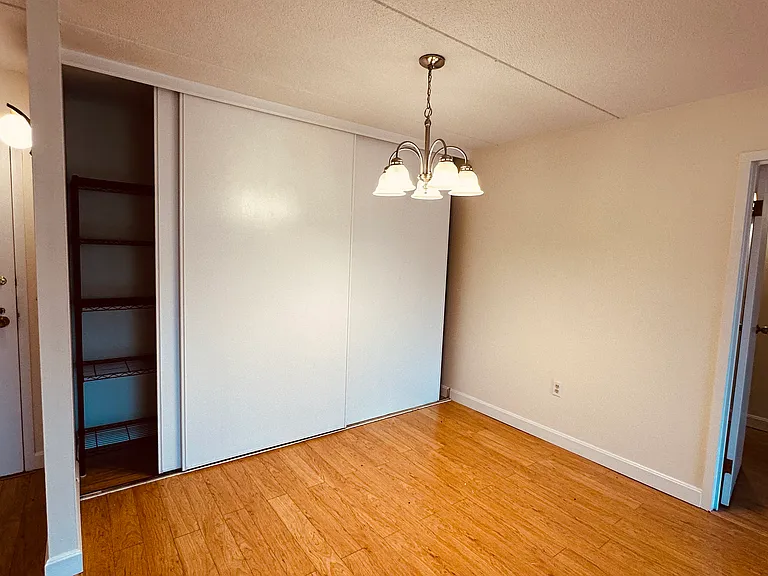1550 Worcester Rd #526 — Photo 40