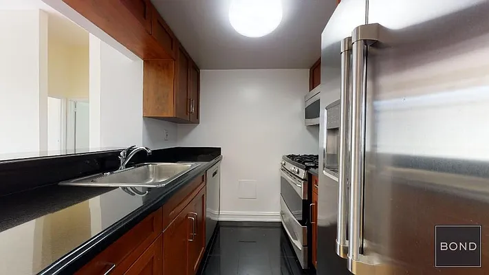 Rented by Bond New York | media 24