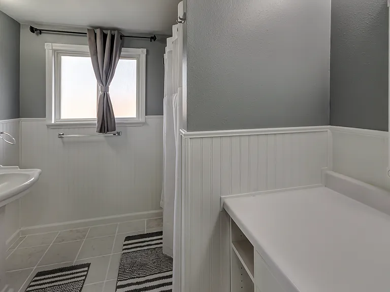 2737 N Bennett St — Photo 11