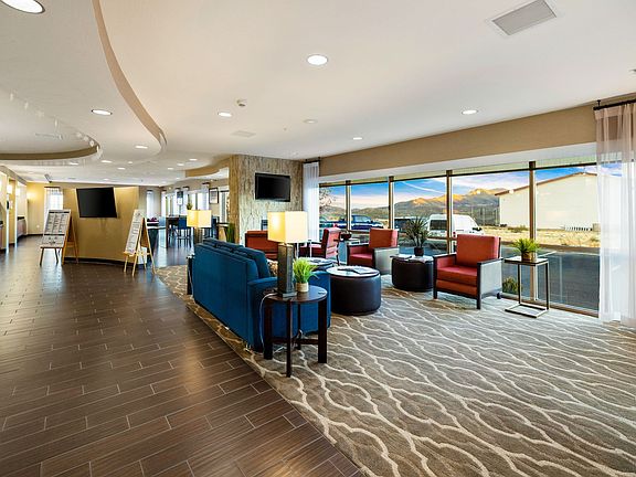 4th image of 2601 N Crownpointe Dr #314