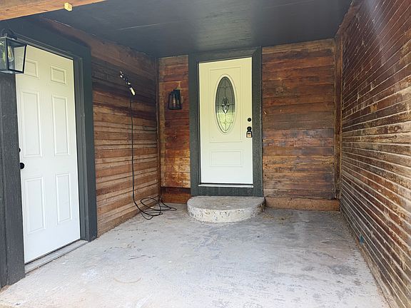 2nd image of 6695 Rendon New Hope Rd