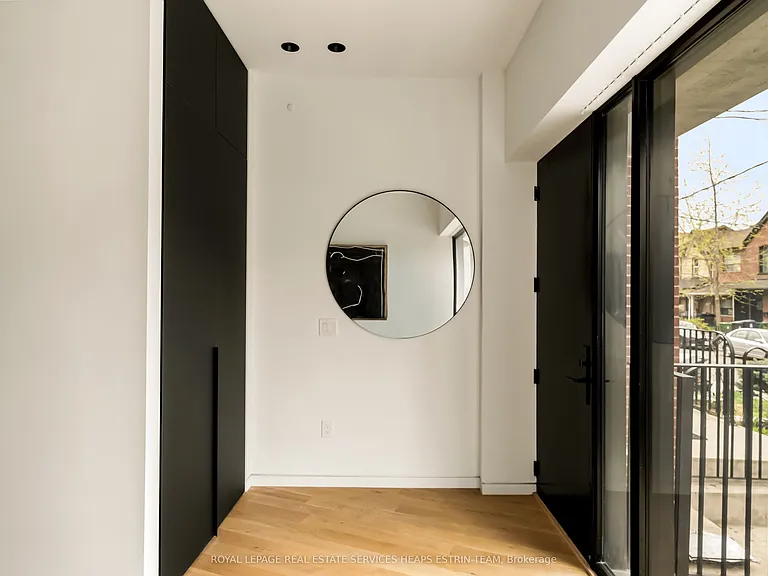 44 Foxley St — Photo 3