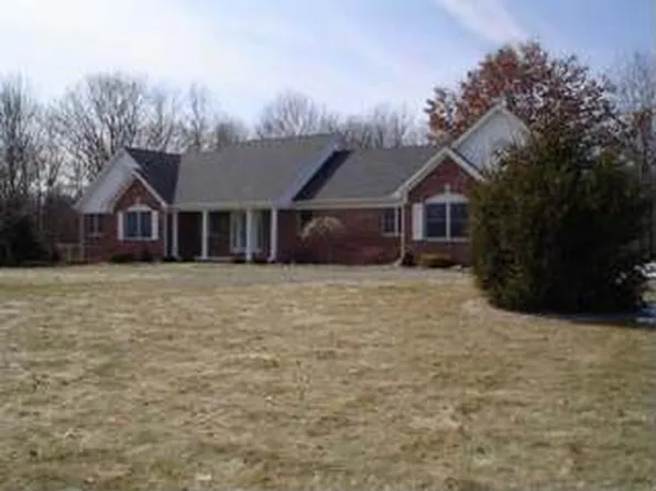 3015 Columbiaville Rd, Columbiaville, MI 48421