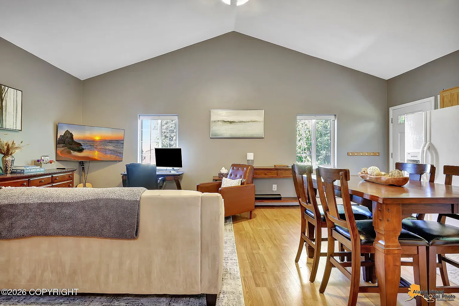 2 bed, 873 sqft, $2,100 — Photo 3
