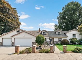 904 E Front St, Lynden, WA 98264