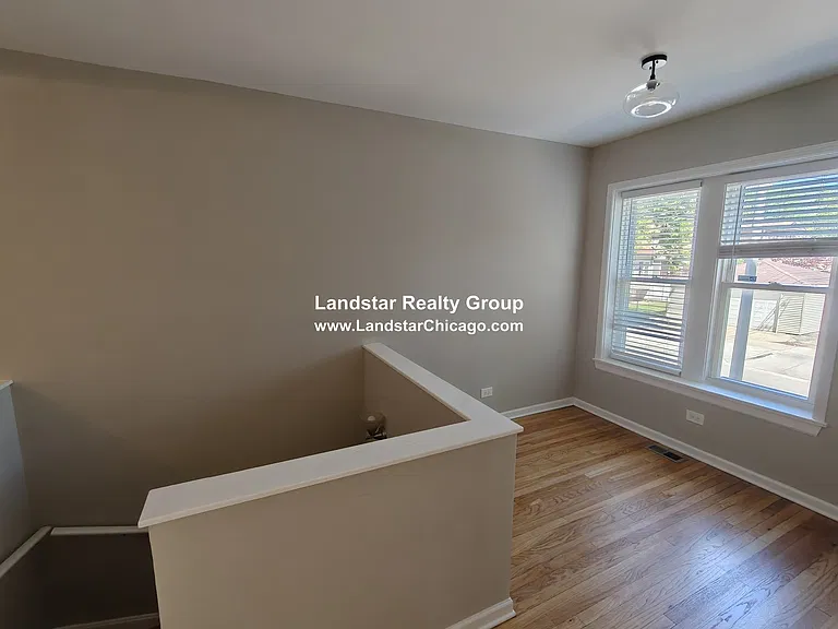 3745 W Argyle St #1 — Photo 12