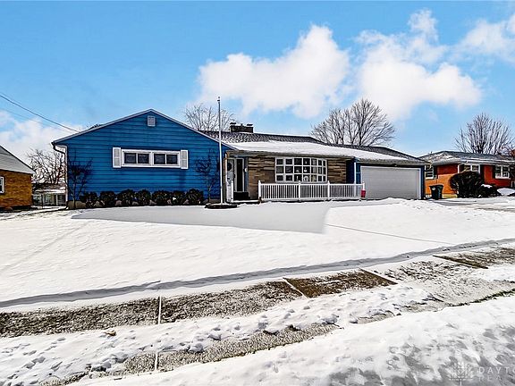 3rd image of 4418 Poppy Dr