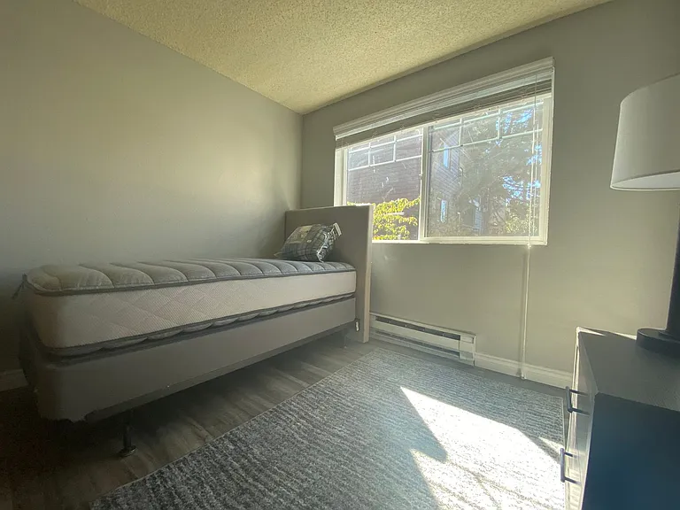 Westwood Apartments — Photo 62