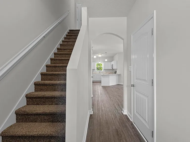 2035 Folkstone Woods Ln — Photo 14