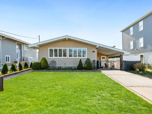 746 S Ocean Avenue, Freeport, NY 11520
