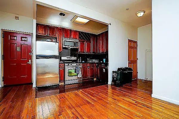 1st image of 366 Menahan St #3R