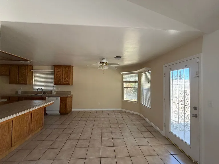 5800 Potenza Ln — Photo 14