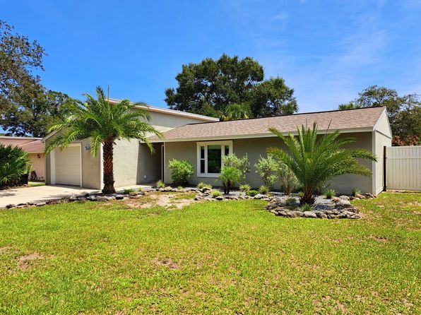 213 Cedar Ln