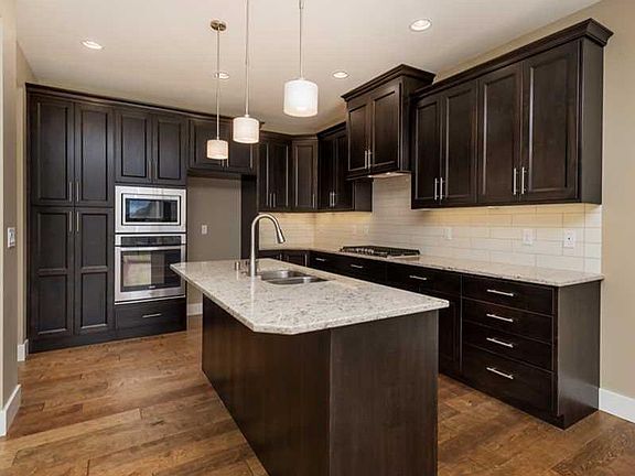 4th image of 3109 Peregrine Ln