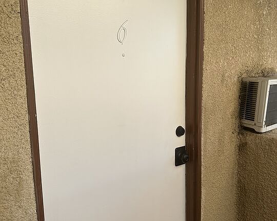 2nd image of 15514 Chase St #6
