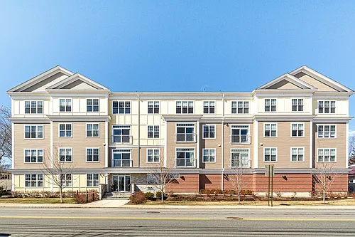 130 Tremont St Photo 1