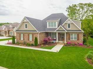 6531 Deep Canyon Rd, Hixson, TN 37343