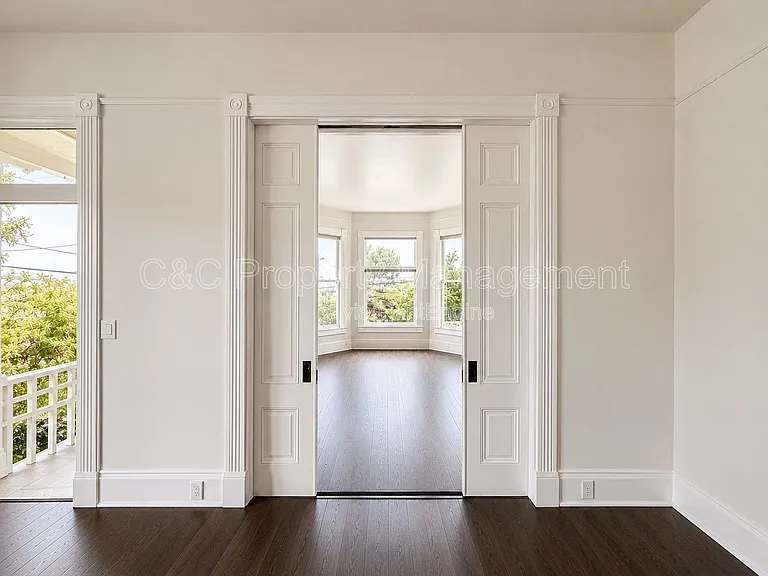 489 Laurel Ave #A — Photo 3