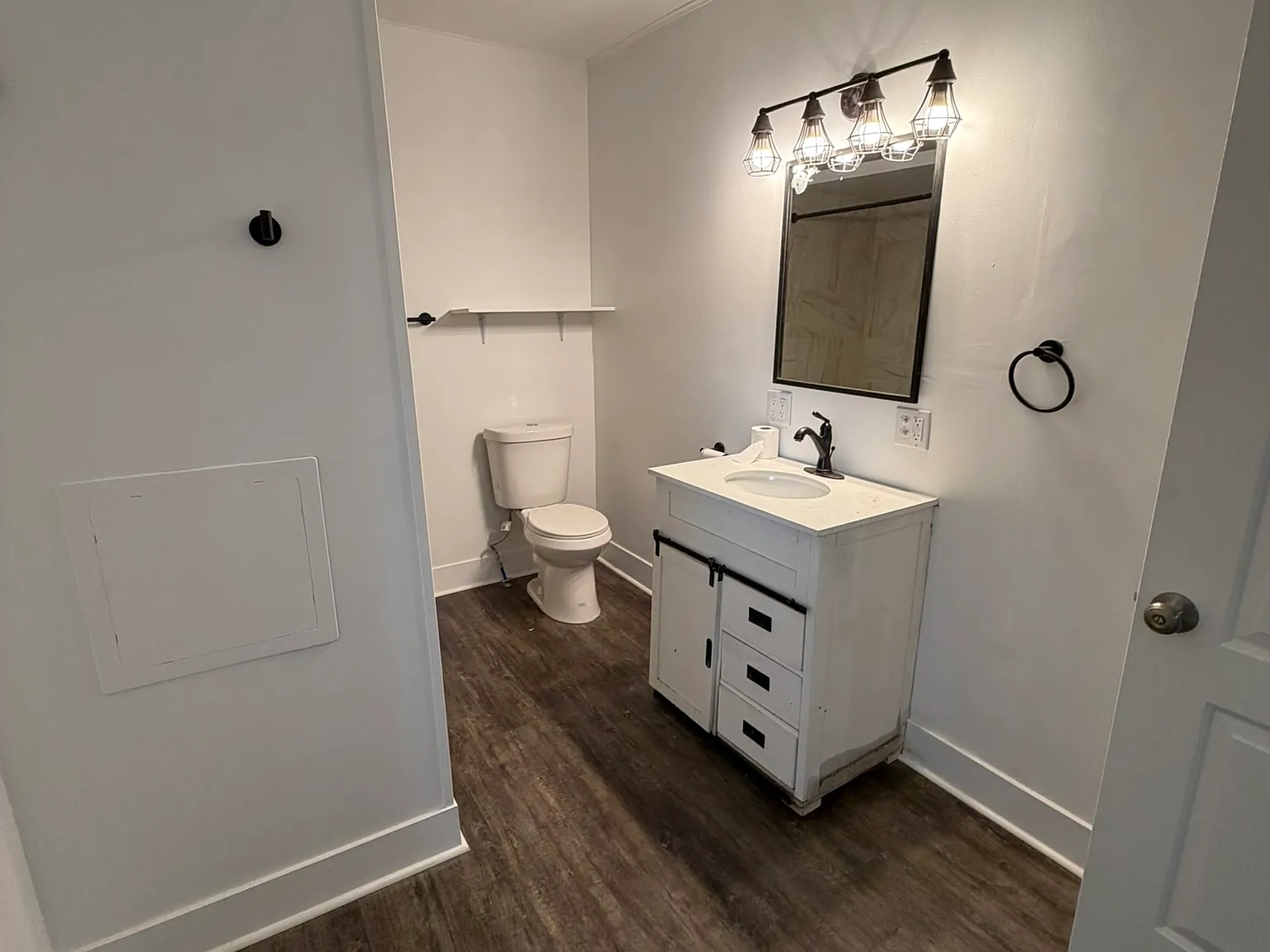 3 bed, 1232 sqft, $1,795 — Photo 4