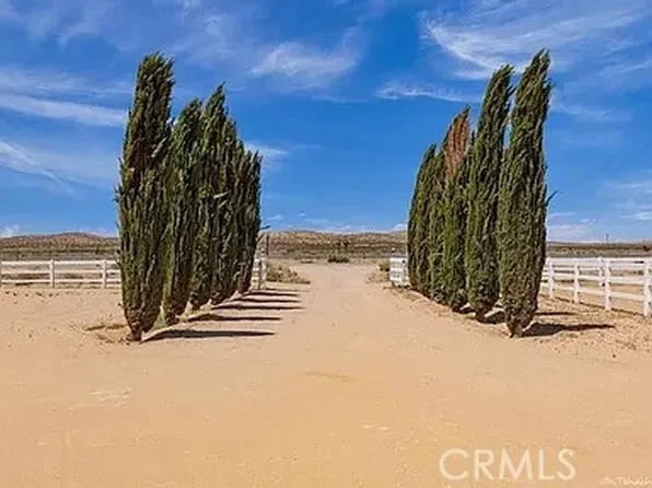 27737 Morgan Ln, Boron, CA 93516