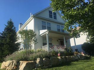 122 Hartman Rd, Pottstown, PA 19465